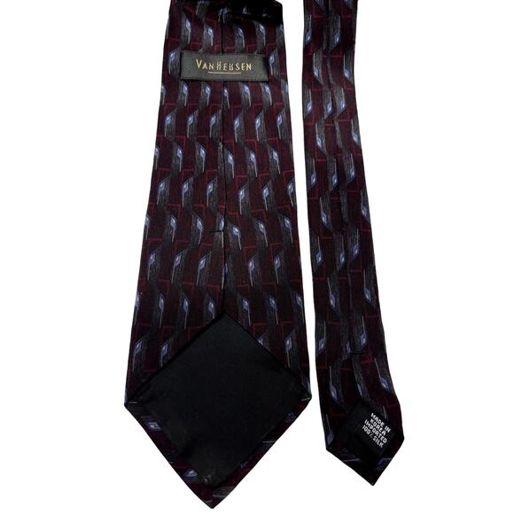 VANHEUSEN Men's Red 100% Silk Pattern Neck Tie - Picture 4 of 5
